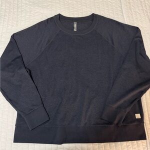 Vuori Halo Crewneck in Midnight Heather